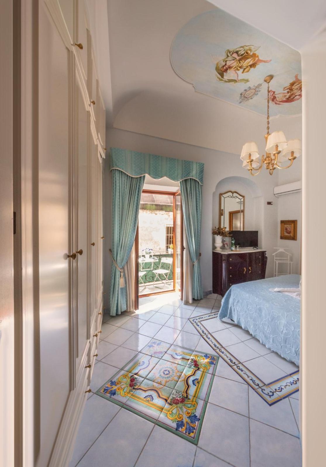 Bed and Breakfast La Finestra Sul Mare Искья Экстерьер фото